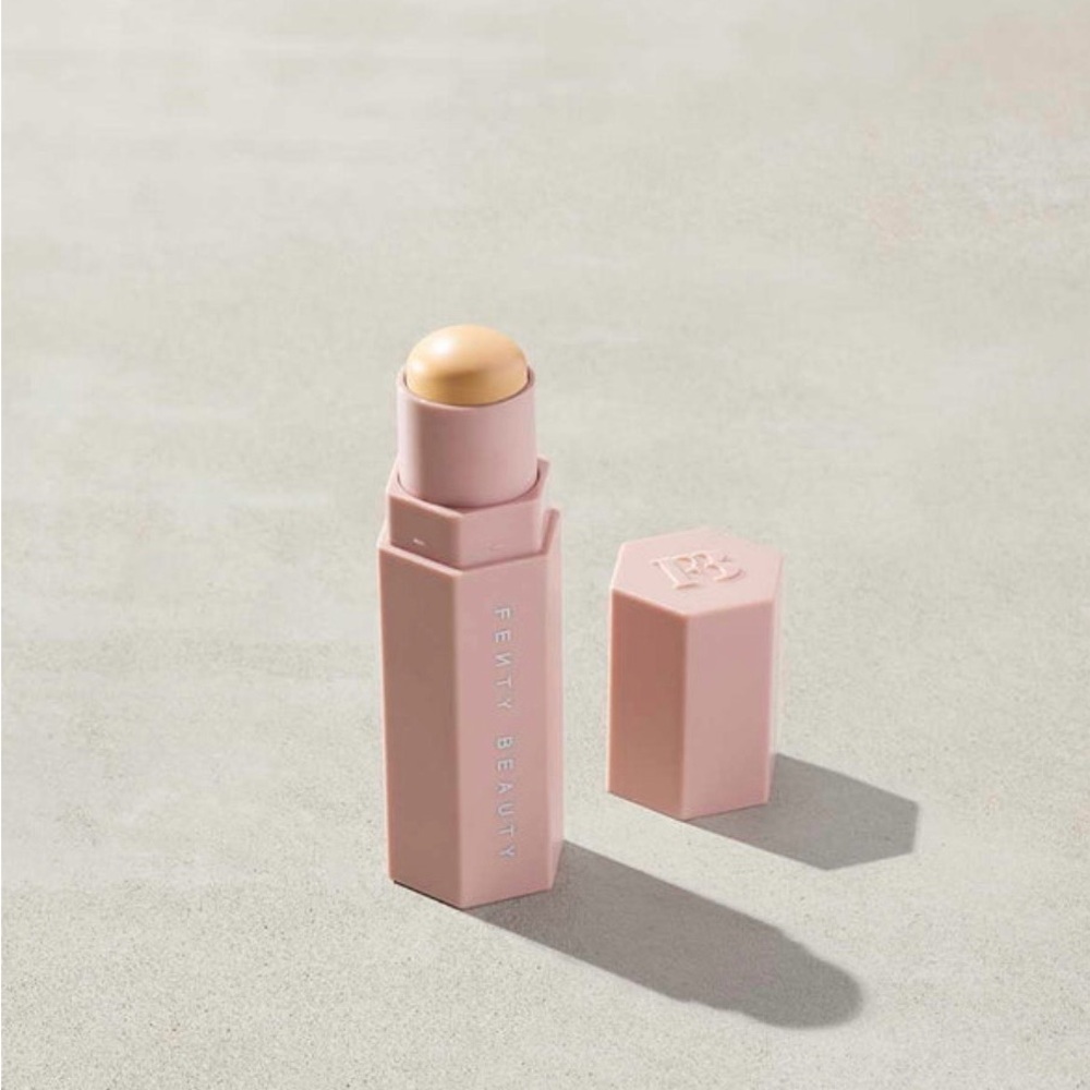 Fenty Beauty Match Stix Correcting Skinstick -Banana